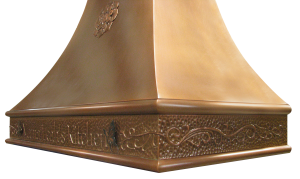 Mama Leah Range Hood border detail