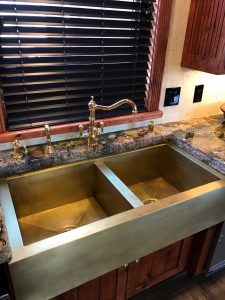 Double Basin Smooth Apron Farmhouse Sink in Burnished Brass