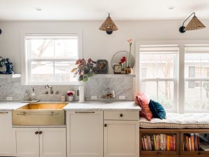 T33 Custom Farmhouse Apron Sink with Towel Bar